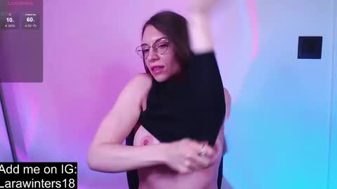 larawinters online show from February 8, 11:51 pm