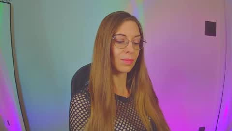 larawintersxxx online show from November 9, 9:55 pm