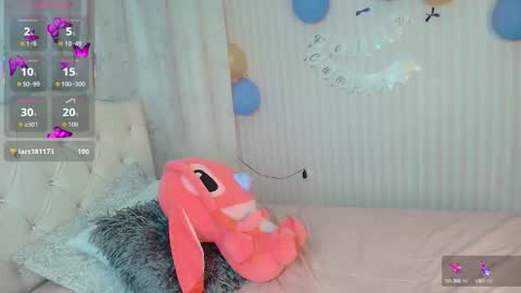Larissas online show from October 16, 12:24 am