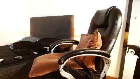 Laryssa online show from October 2, 2:33 pm