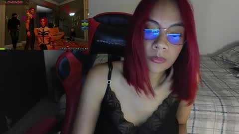 Snapshot of latina_french chatting on March 1, 12:39 am leidy online show from March 1, 12:39 am