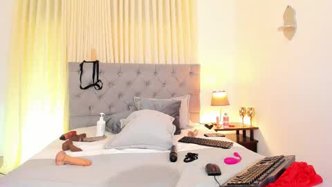   online show from February 7, 1:53 am