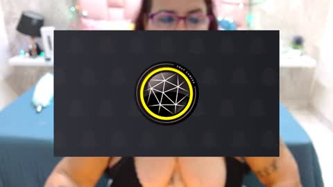 Laura online show from December 23, 12:19 pm