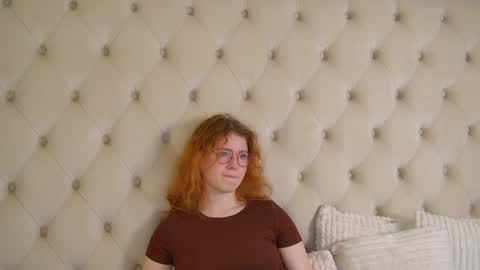Laura online show from April 25, 9:01 am
