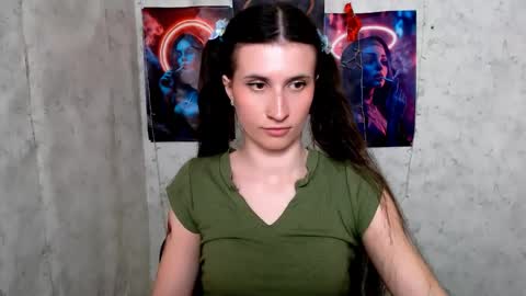 Laura online show from April 18, 8:50 am