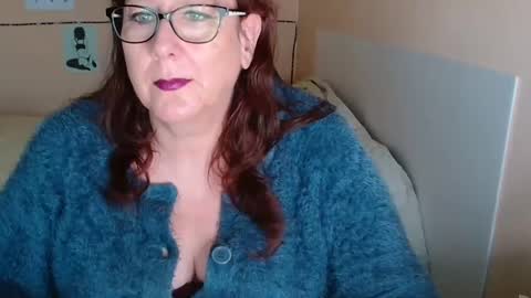 laureanne online show from January 14, 9:24 am