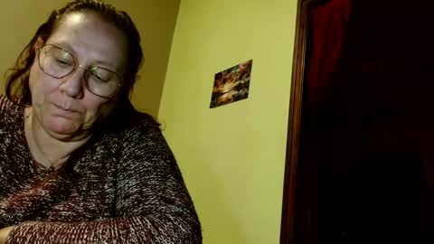 laureanne online show from February 20, 8:36 pm