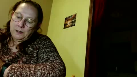 laureanne online show from March 8, 8:35 pm