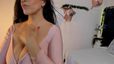 Lauren online show from December 4, 8:20 pm