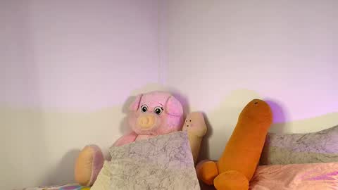    1      online show from October 31, 12:53 pm