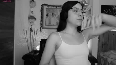 Lauren online show from January 7, 12:45 am