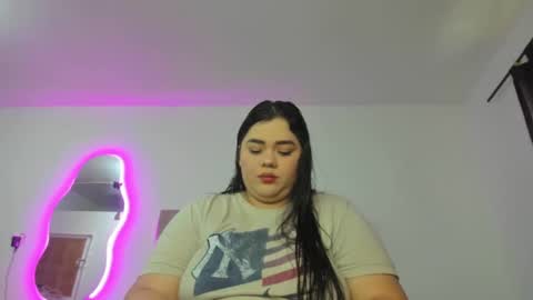 Snapshot of laurenlaine99 chatting on March 10, 12:17 pm laurenlaine online show from March 10, 12:17 pm