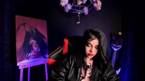  LAUREN INDEPENDENT MODEL HELP ME REACH 100 LIKES PLS  online show from January 30, 1:00 am