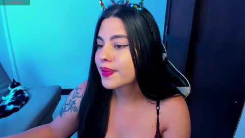 lau online show from February 17, 3:44 pm