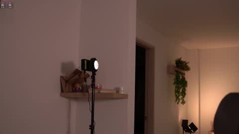 laurita_4 online show from January 19, 1:18 pm