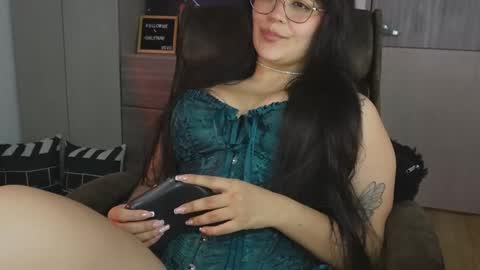 Mara online show from November 21, 7:38 pm