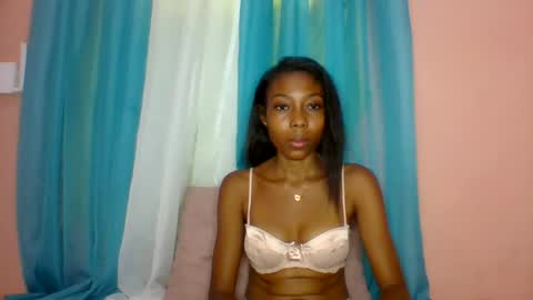 layannek online show from July 23, 6:10 am