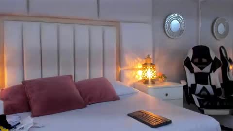 Lau online show from June 1, 7:26 pm