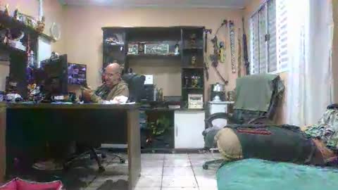 kelly online show from October 17, 1:53 am