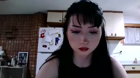 Snapshot of laylakills chatting on September 20, 5:28 am Layla Kills online show from September 20, 5:28 am