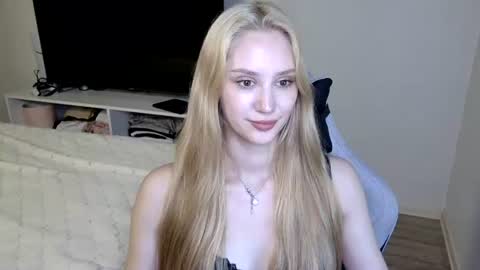 LaylaPretty001 online show from July 2, 5:24 am