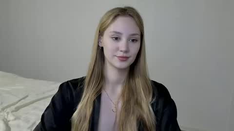 LaylaPretty001 online show from December 10, 7:26 am