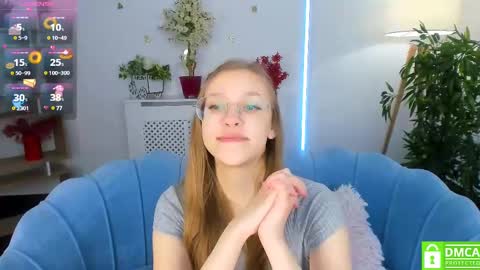 layriantavee online show from February 25, 6:47 am