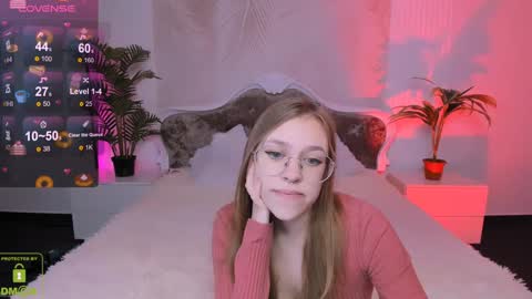 layriantavee online show from January 25, 7:06 am