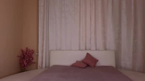 Lea online show from March 19, 6:01 pm