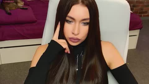 lea_loon online show from March 7, 11:17 am