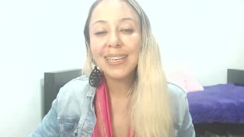 leah_susman online show from October 11, 3:22 am