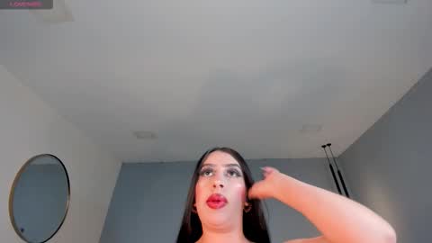 leahlombardi_ online show from March 11, 3:55 am