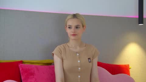 Lea online show from May 16, 10:36 am