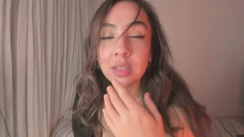 Dani  online show from May 14, 6:52 am