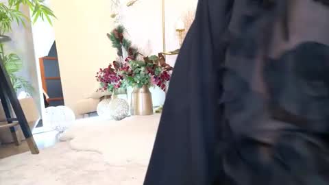 ledy mary online show from February 8, 10:45 pm