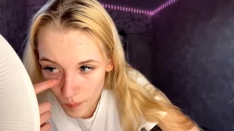 Kate online show from June 3, 12:17 pm