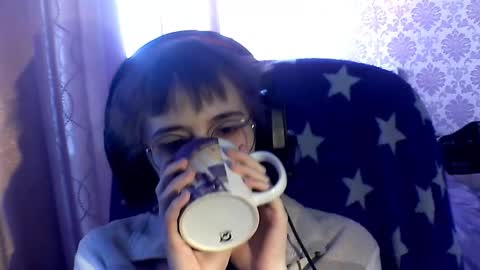 Viola online show from February 3, 6:33 am