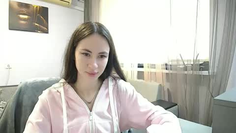 Leila online show from October 7, 9:14 am