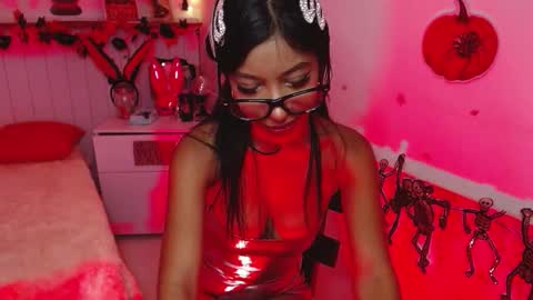 Snapshot of leilaebony_ chatting on October 20, 2:31 pm leilaebony_ online show from October 20, 2:31 pm