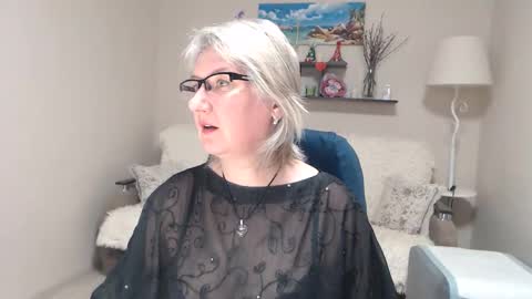 Leila Kinky online show from April 14, 11:32 am