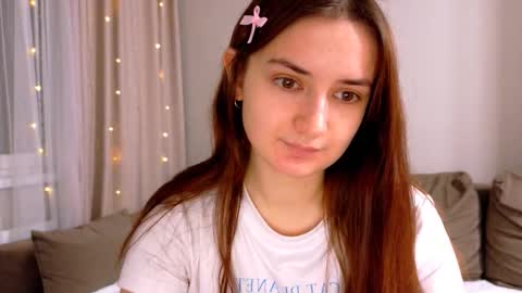 Lelia online show from November 24, 2:30 pm