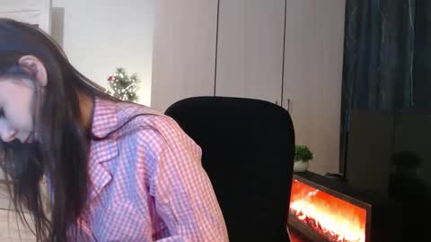 lenagordon online show from December 16, 2:12 pm