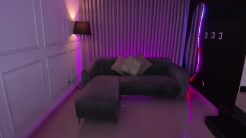  LENAH  online show from January 13, 11:36 am