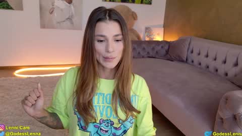 Lenna Goddess online show from March 6, 6:30 am