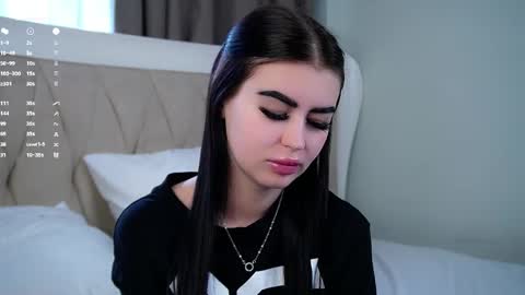 Mila online show from April 20, 3:09 am