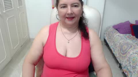 leonela   online show from May 27, 1:57 am