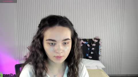 Mary online show from January 10, 11:26 am