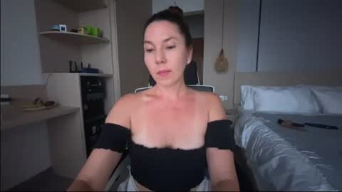 lessya_magic online show from August 7, 10:11 am