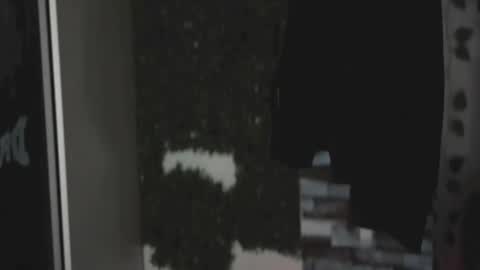 Julian Mask online show from December 18, 1:10 am