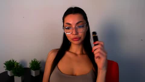 Alexia online show from June 2, 11:11 am